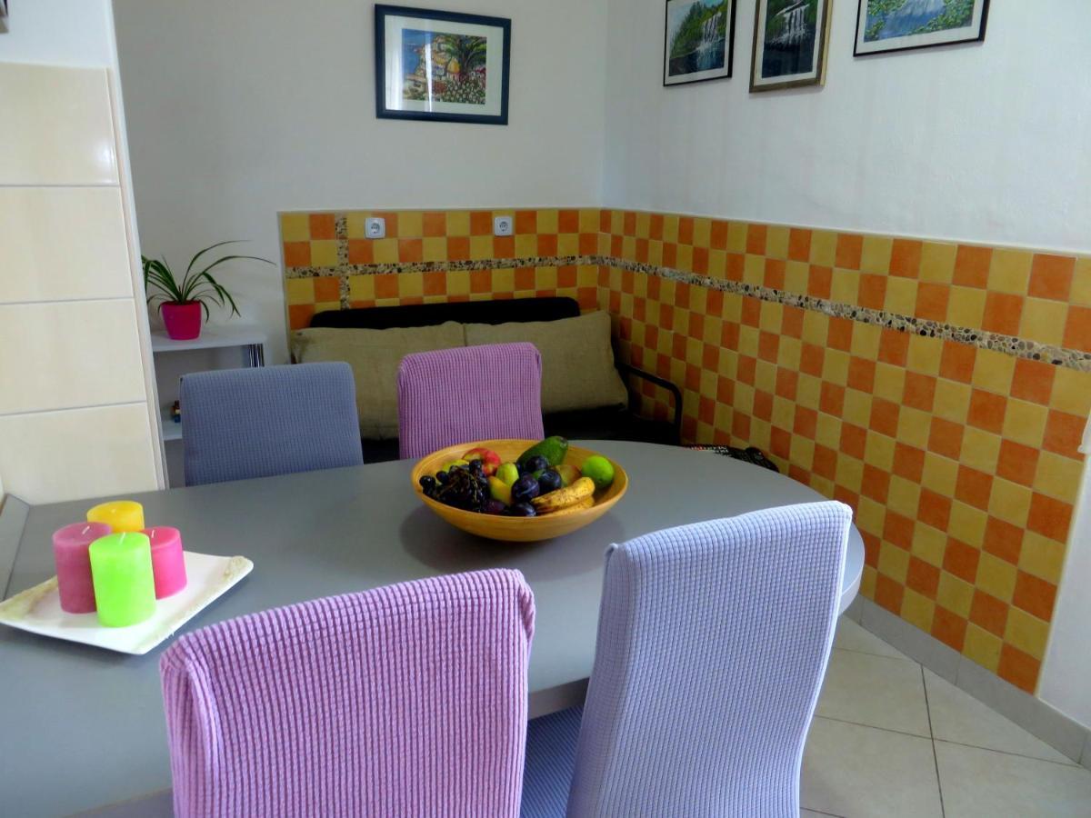Beach Apartments Roza - The Garden Apartment Biograd Na Moru Zewnętrze zdjęcie