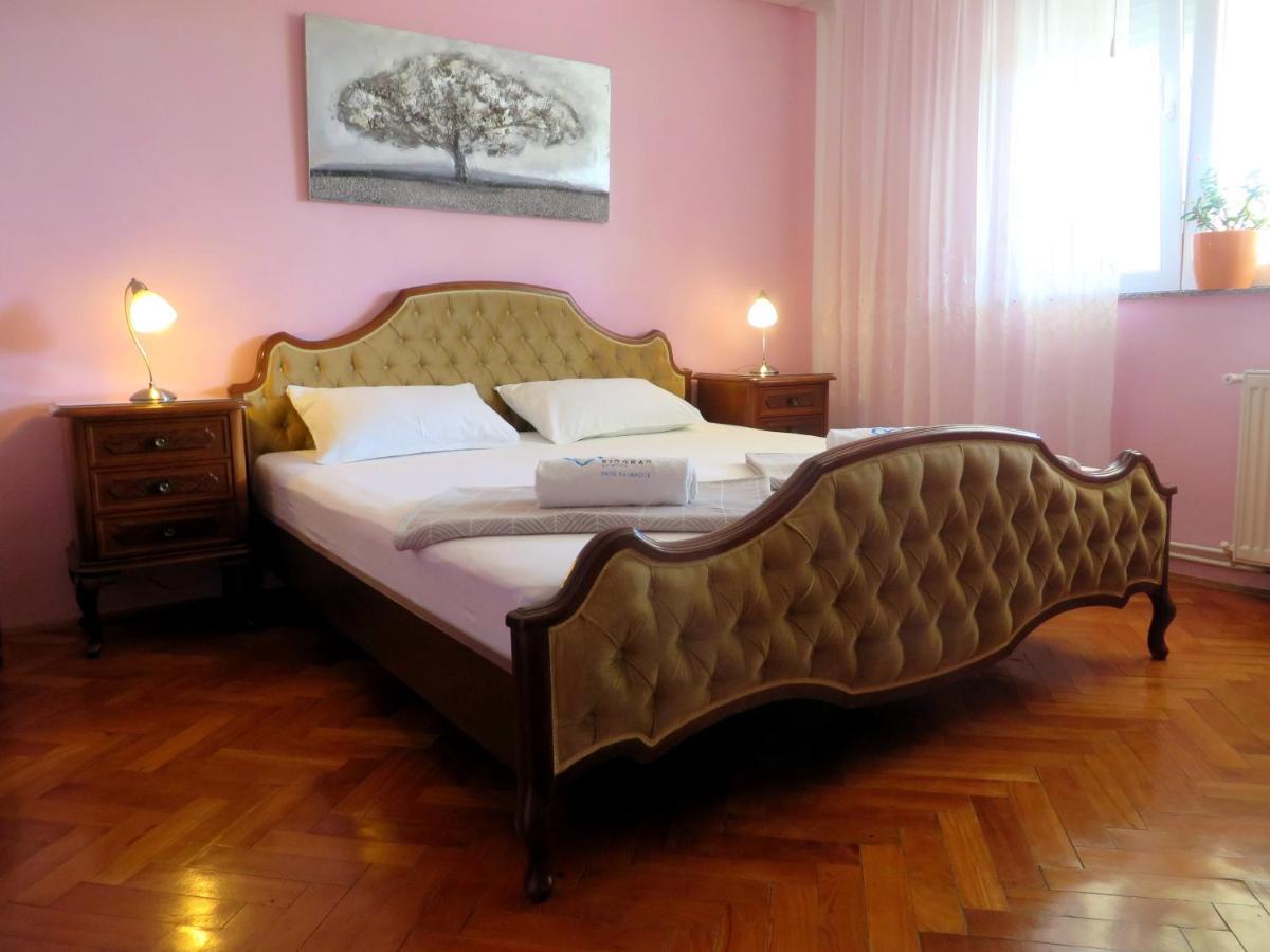 Beach Apartments Roza - The Garden Apartment Biograd Na Moru Zewnętrze zdjęcie