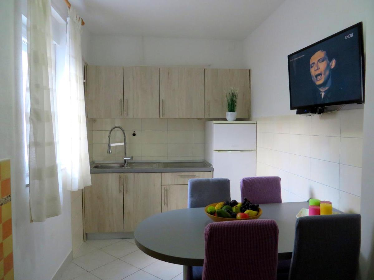 Beach Apartments Roza - The Garden Apartment Biograd Na Moru Zewnętrze zdjęcie